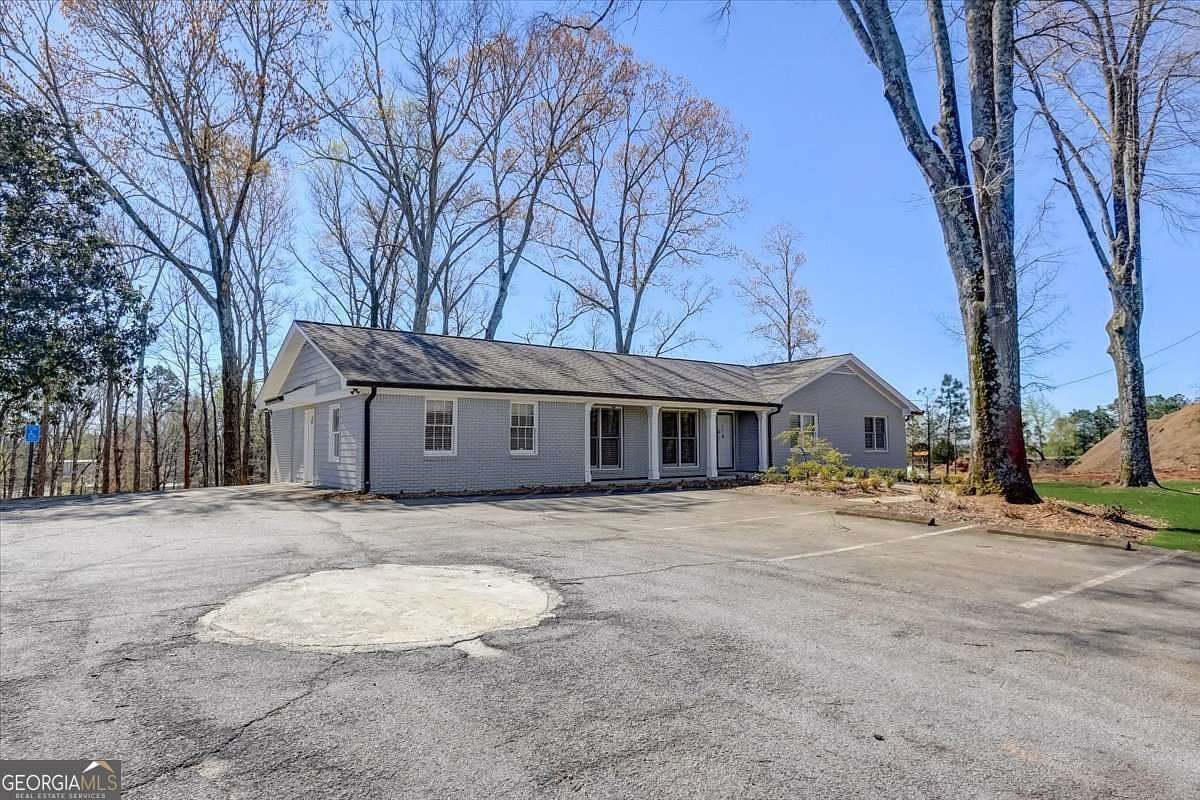 1.53 Acres of Commercial Land for Lease in Sugar Hill, Georgia