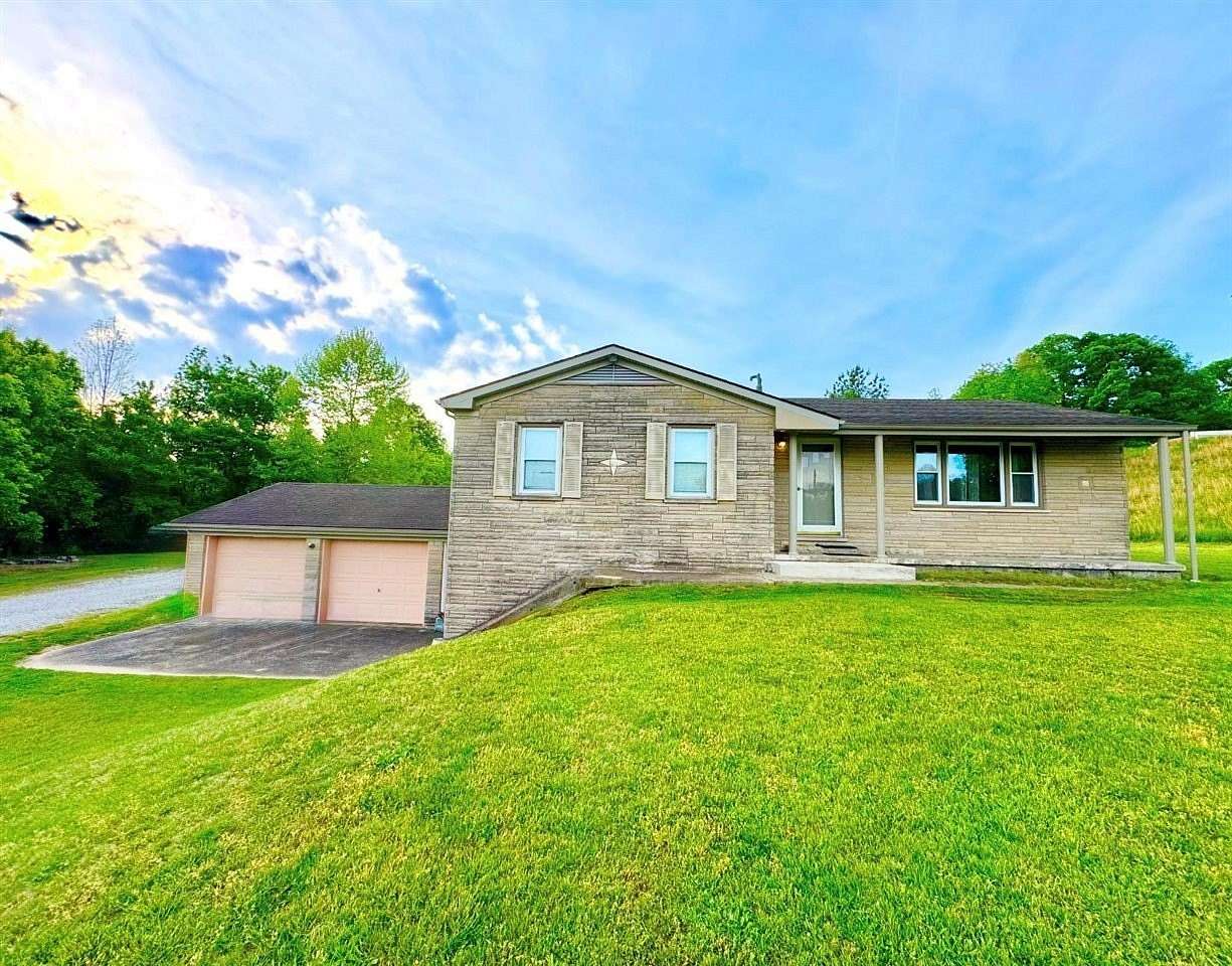 16 Acres of Land with Home for Sale in Drakesboro, Kentucky