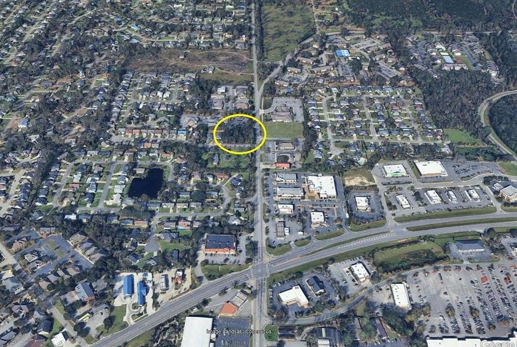 0.77 Acres of Commercial Land for Sale in Valdosta, Georgia
