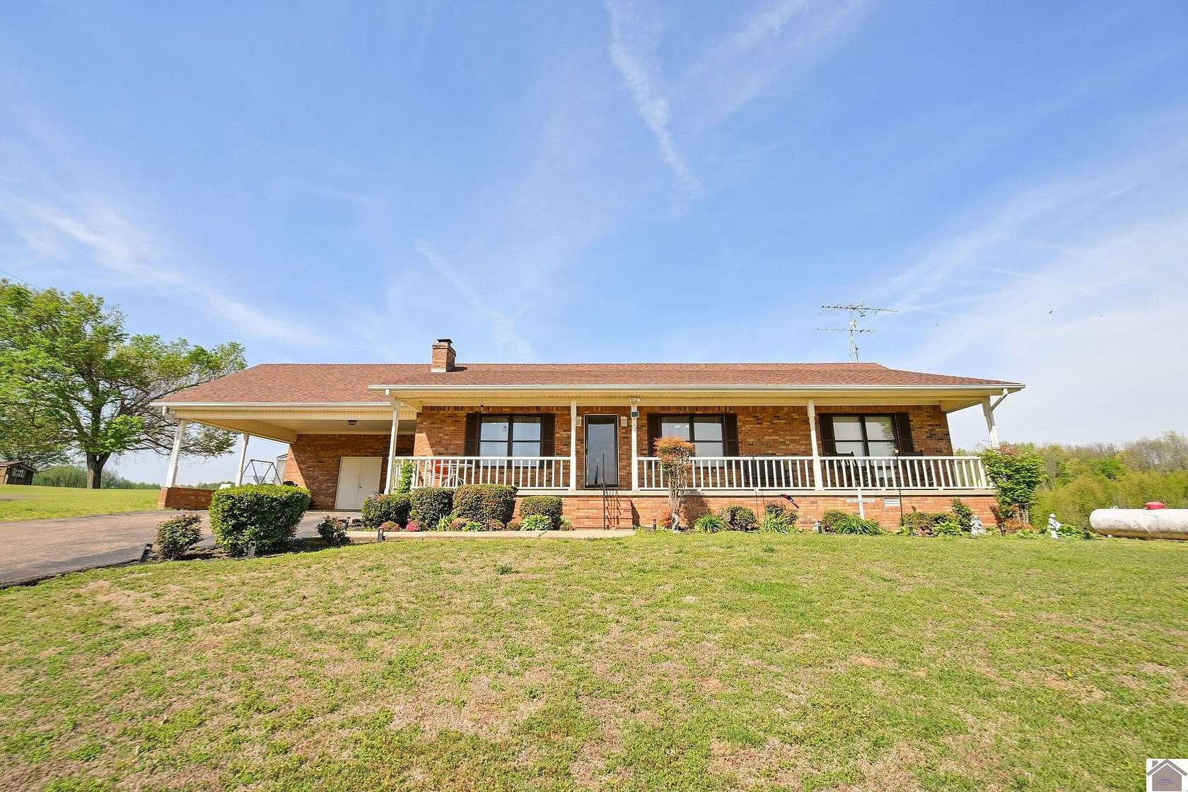 1.57 Acres of Land with Home for Sale in Fulton, Kentucky