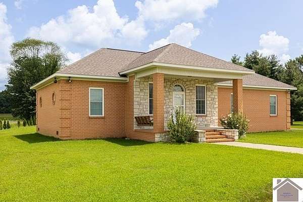 2.4 Acres of Land with Home for Sale in Mayfield, Kentucky