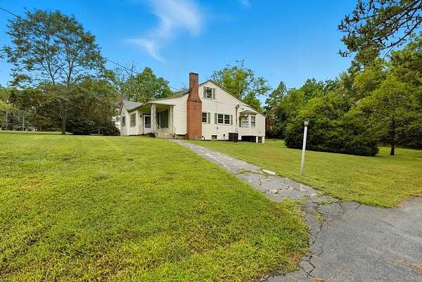1.7 Acres of Land with Home for Sale in Keysville, Virginia