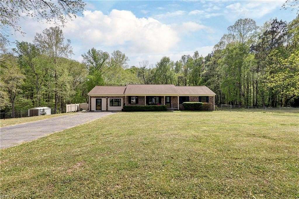 2.31 Acres of Land with Home for Sale in Williamsburg, Virginia