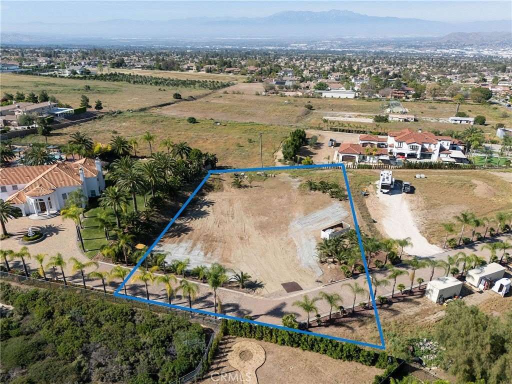 1 Acre of Residential Land for Sale in Corona, California