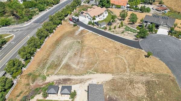 1 Acre of Residential Land for Sale in Paso Robles, California