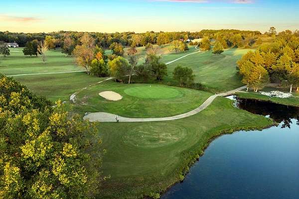 159 Acres of Improved Recreational Land for Sale in Diamond City, Arkansas