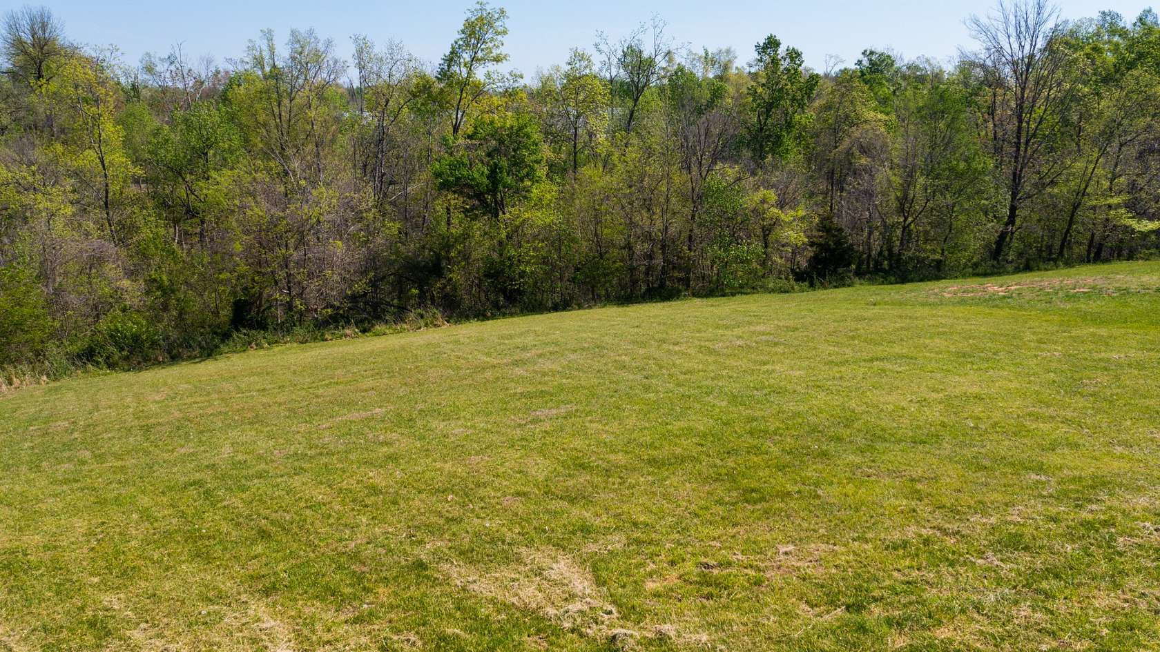 1.19 Acres of Residential Land for Sale in Westmoreland, Tennessee