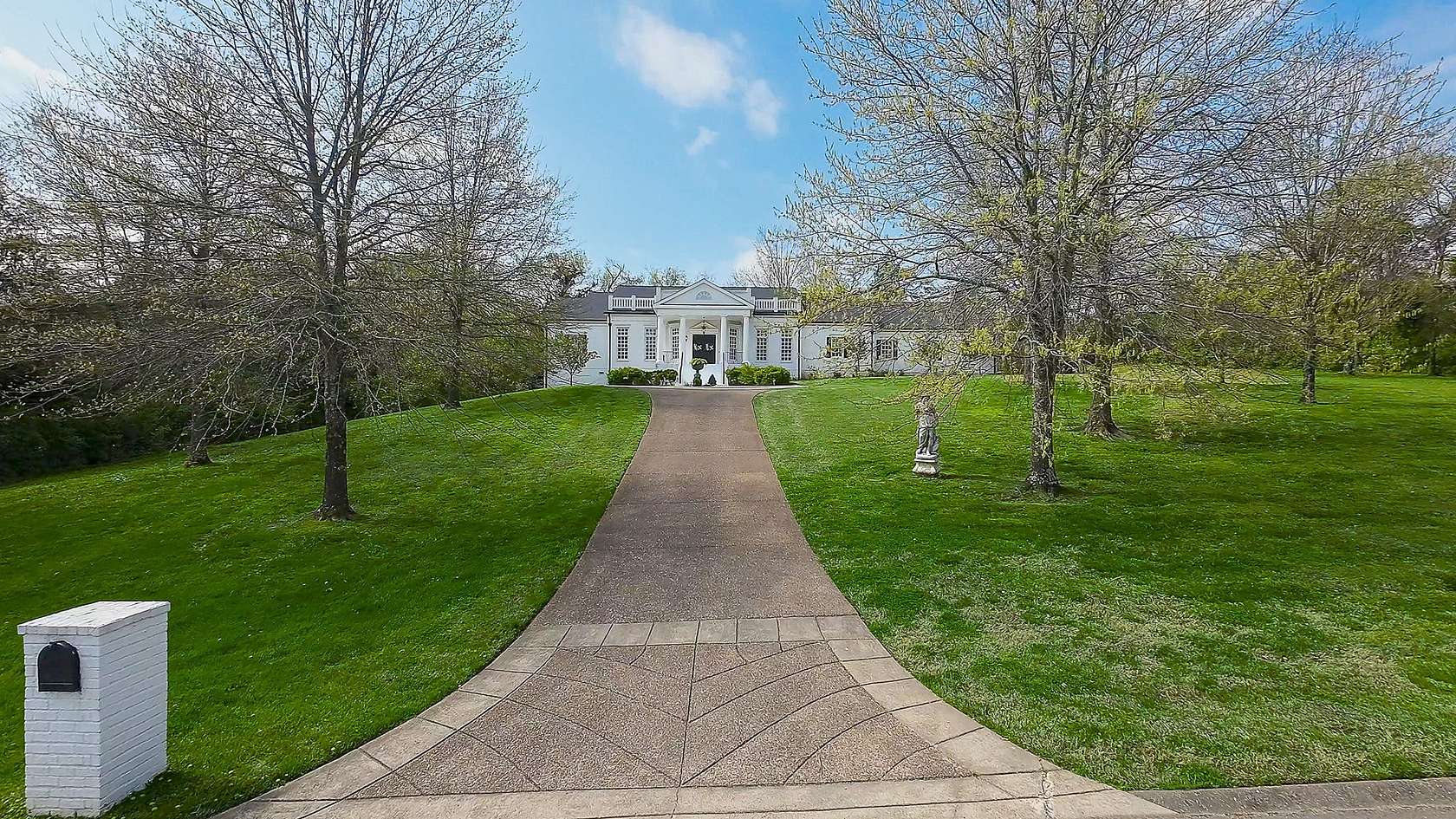 3 Acres of Land with Home for Sale in Nashville, Tennessee