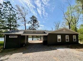 41 Acres of Recreational Land with Home for Sale in Norris City, Illinois