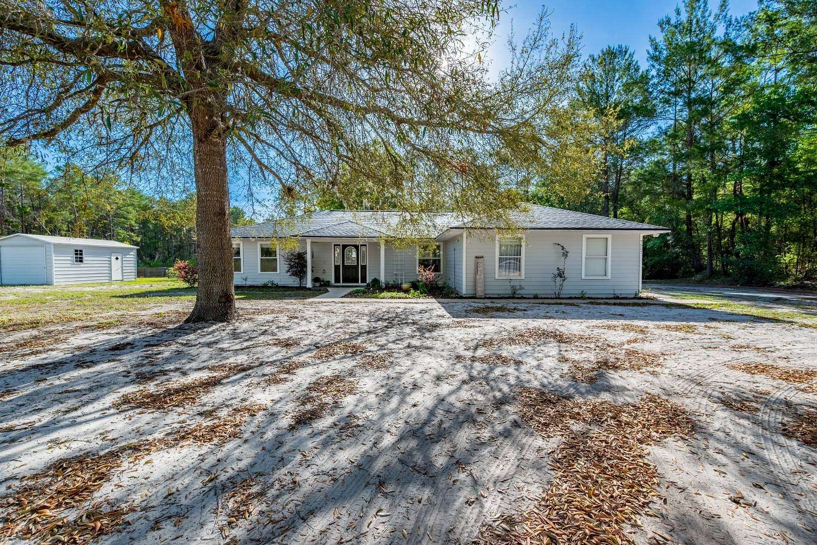 2 Acres of Land with Home for Sale in Keystone Heights, Florida