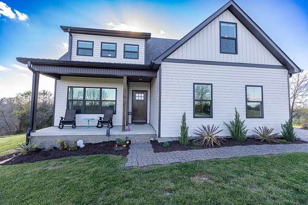 48 Acres of Land with Home for Sale in Harrodsburg, Kentucky