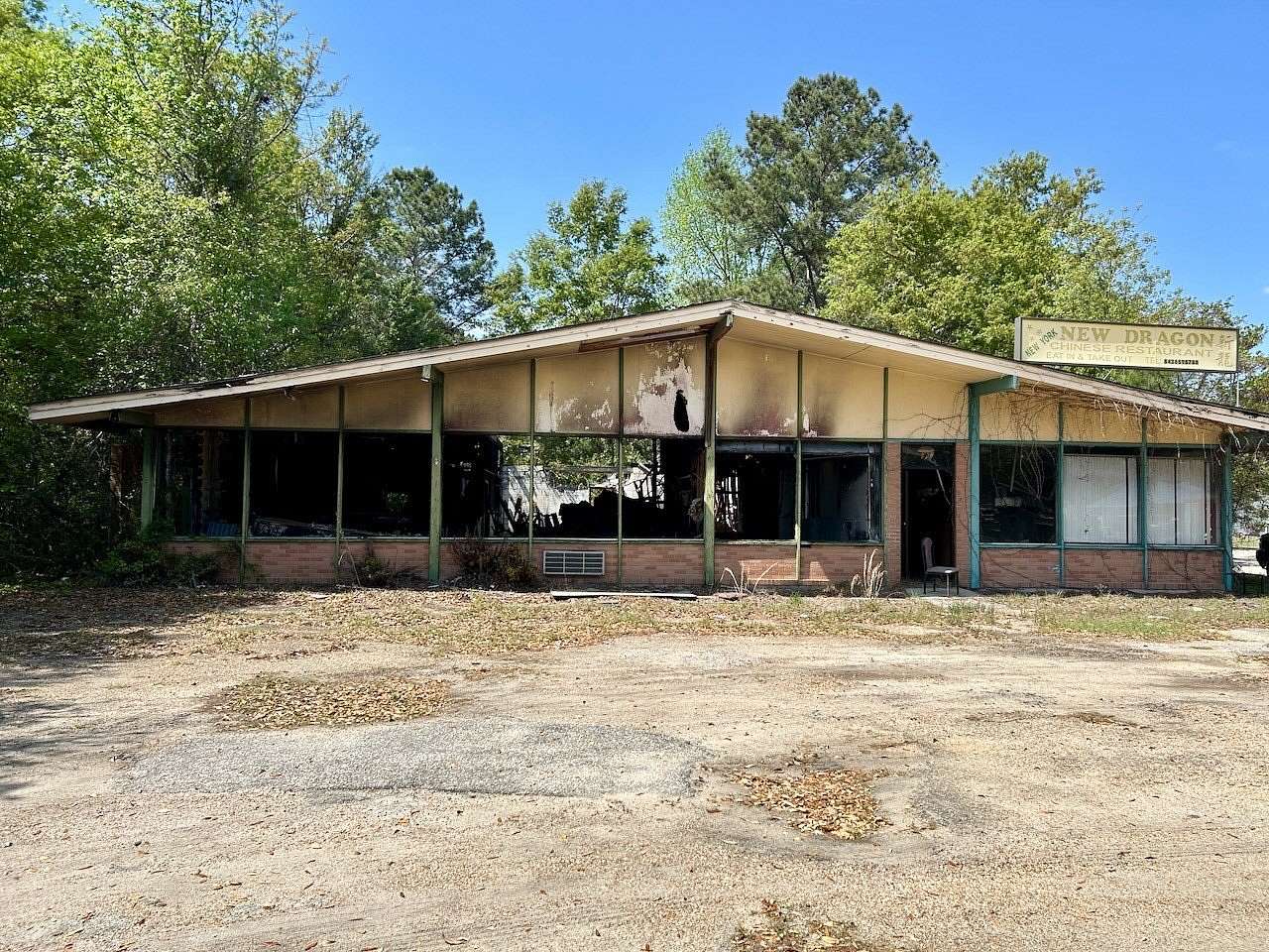 0.42 Acres of Mixed-Use Land for Auction in Turbeville, South Carolina