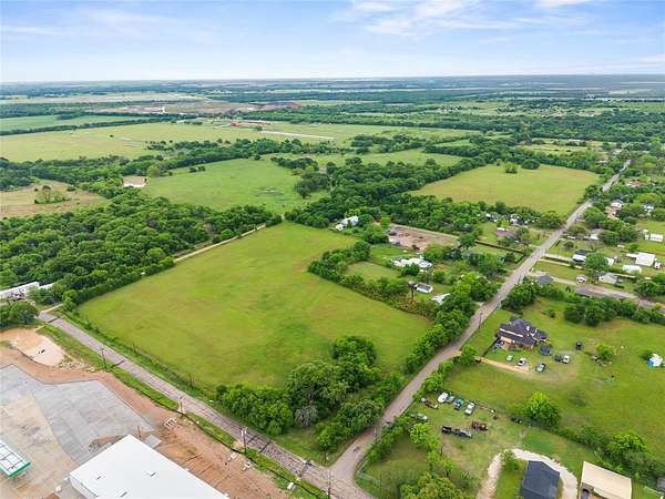 71 Acres of Agricultural Land with Home for Sale in Bellmead, Texas