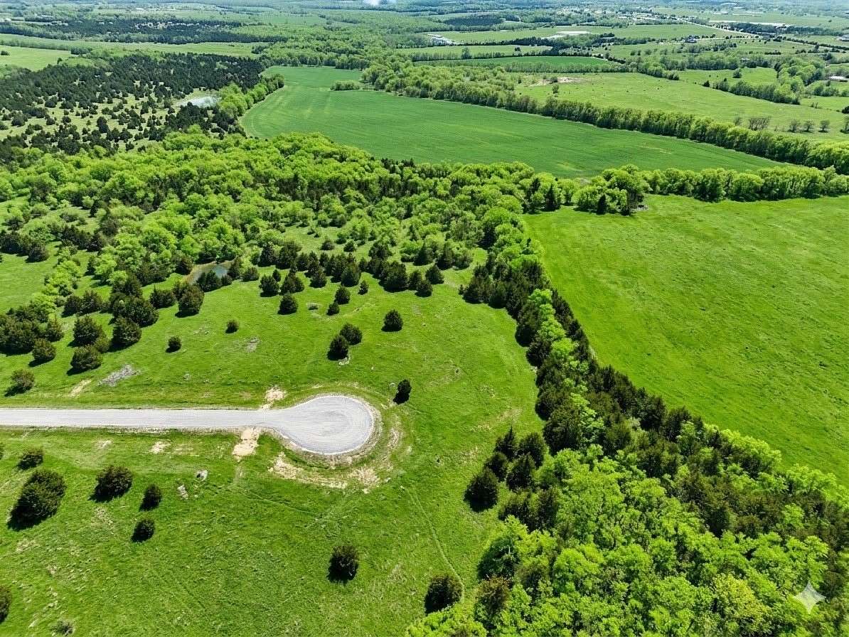 11 Acres of Agricultural Land for Sale in Dodd City, Texas