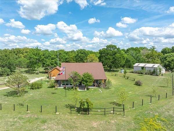 17.7 Acres of Land with Home for Sale in Canton, Texas
