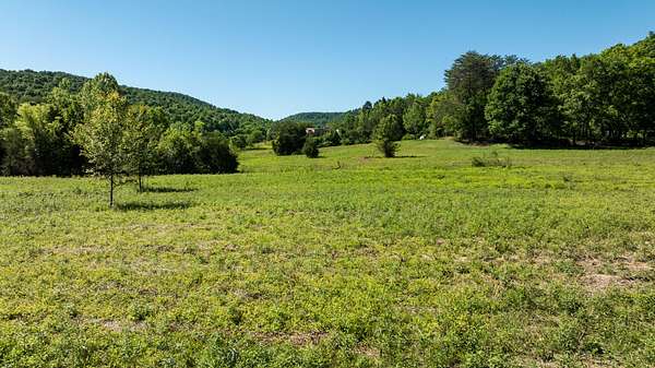 11 Acres of Land for Sale in Monticello, Kentucky