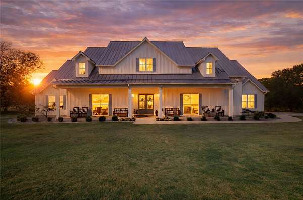 44.5 Acres of Agricultural Land with Home for Sale in Aubrey, Texas