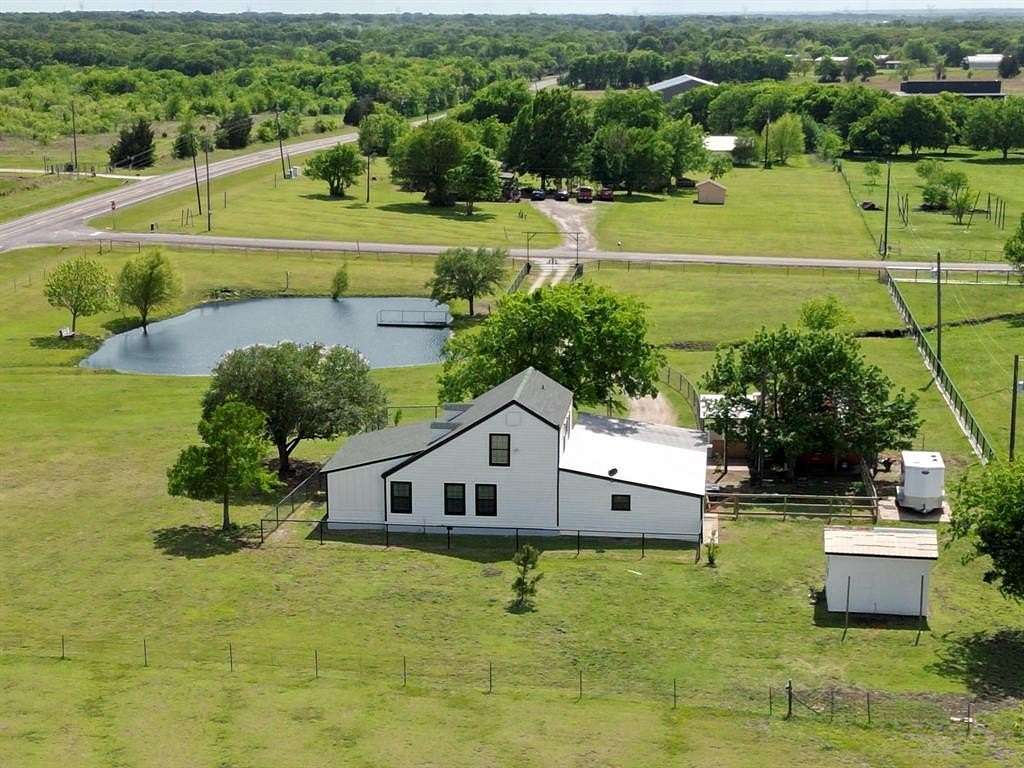 2.5 Acres of Land with Home for Sale in Kaufman, Texas