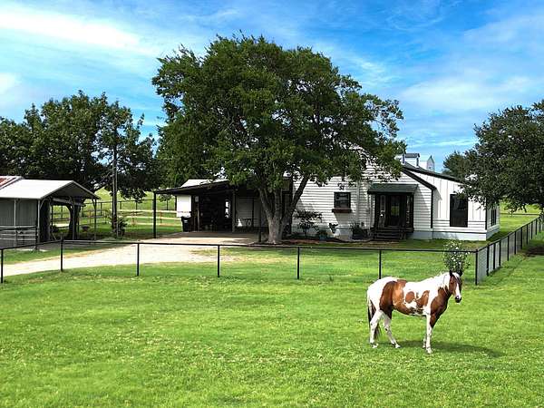 2.5 Acres of Land with Home for Sale in Kaufman, Texas