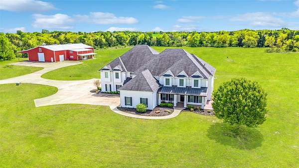 46.4 Acres of Land with Home for Sale in Reno, Texas