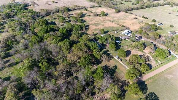 25.9 Acres of Agricultural & Residential Land for Sale in Kemp, Texas
