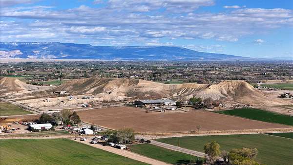 2.8 Acres of Residential Land for Sale in Loma, Colorado