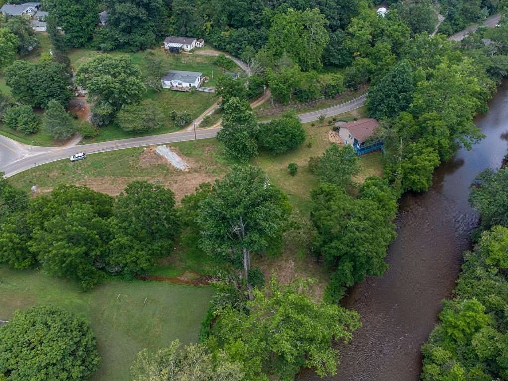 1.27 Acres of Residential Land for Sale in Franklin, North Carolina