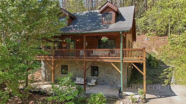 10 Acres of Land with Home for Sale in Lenoir, North Carolina