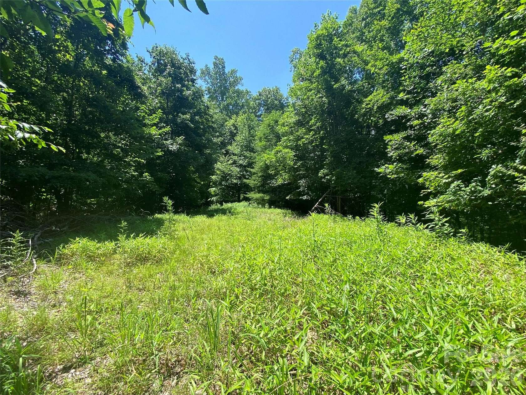 1.38 Acres of Residential Land for Sale in Green Mountain, North Carolina
