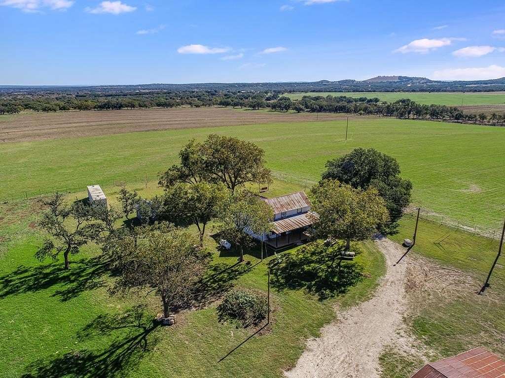 89 Acres of Agricultural & Residential Land for Sale in Fredericksburg, Texas