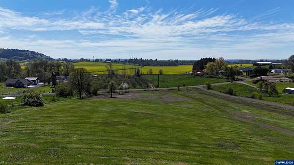 2.75 Acres of Residential Land for Sale in Jefferson, Oregon