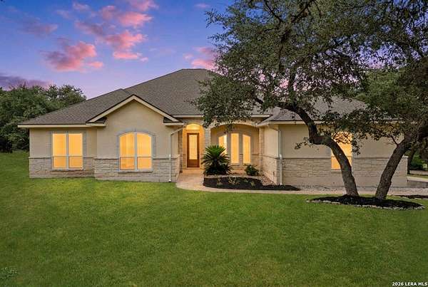 5 Acres of Land with Home for Lease in Boerne, Texas