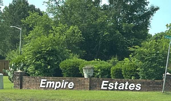 0.9 Acres of Residential Land for Sale in Orangeburg, South Carolina