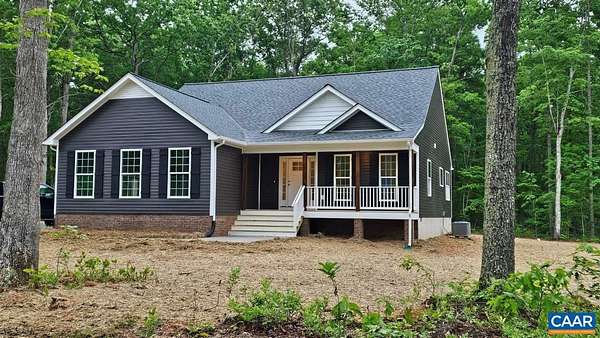 1.76 Acres of Land with Home for Sale in Louisa, Virginia