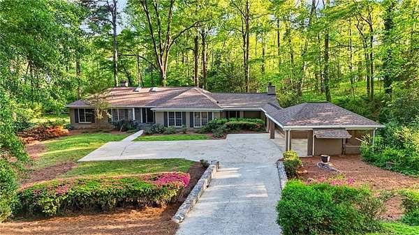 2.59 Acres of Residential Land for Sale in Atlanta, Georgia