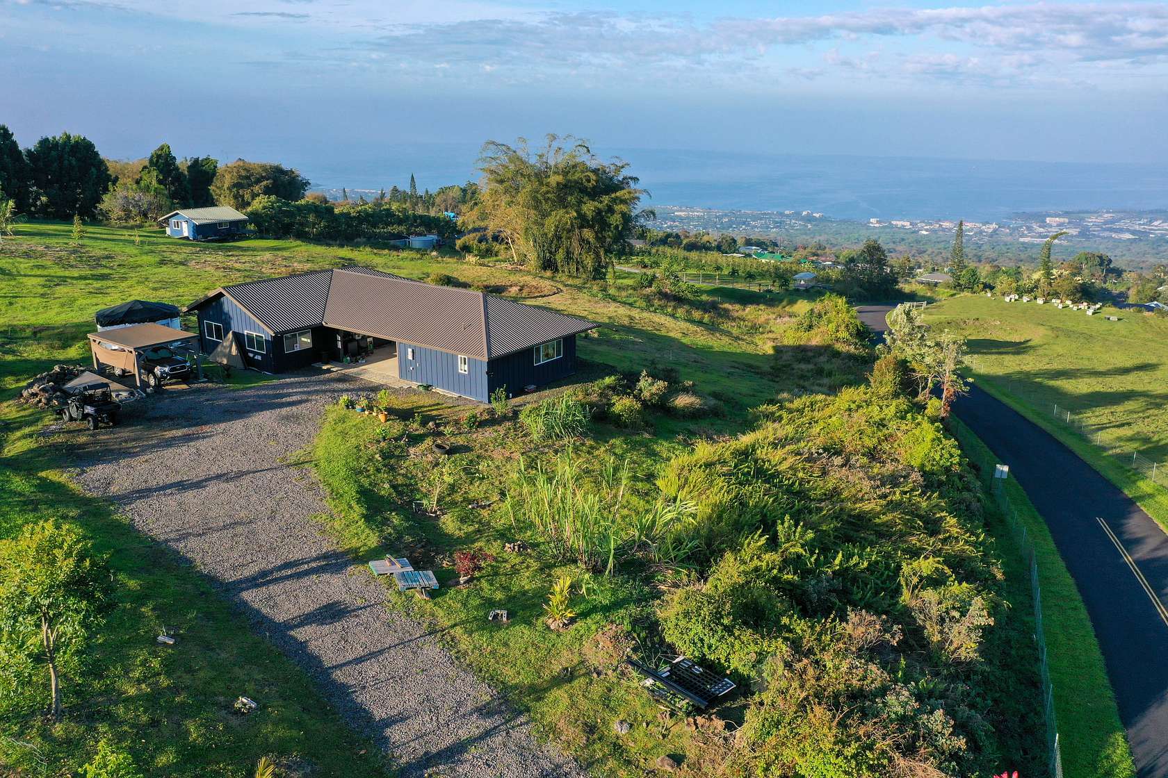 5.3 Acres of Land with Home for Sale in Holualoa, Hawaii