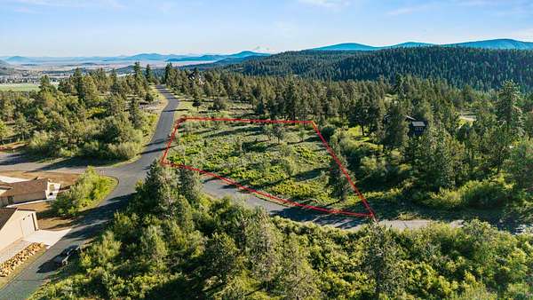 1 Acre of Residential Land for Sale in Klamath Falls, Oregon