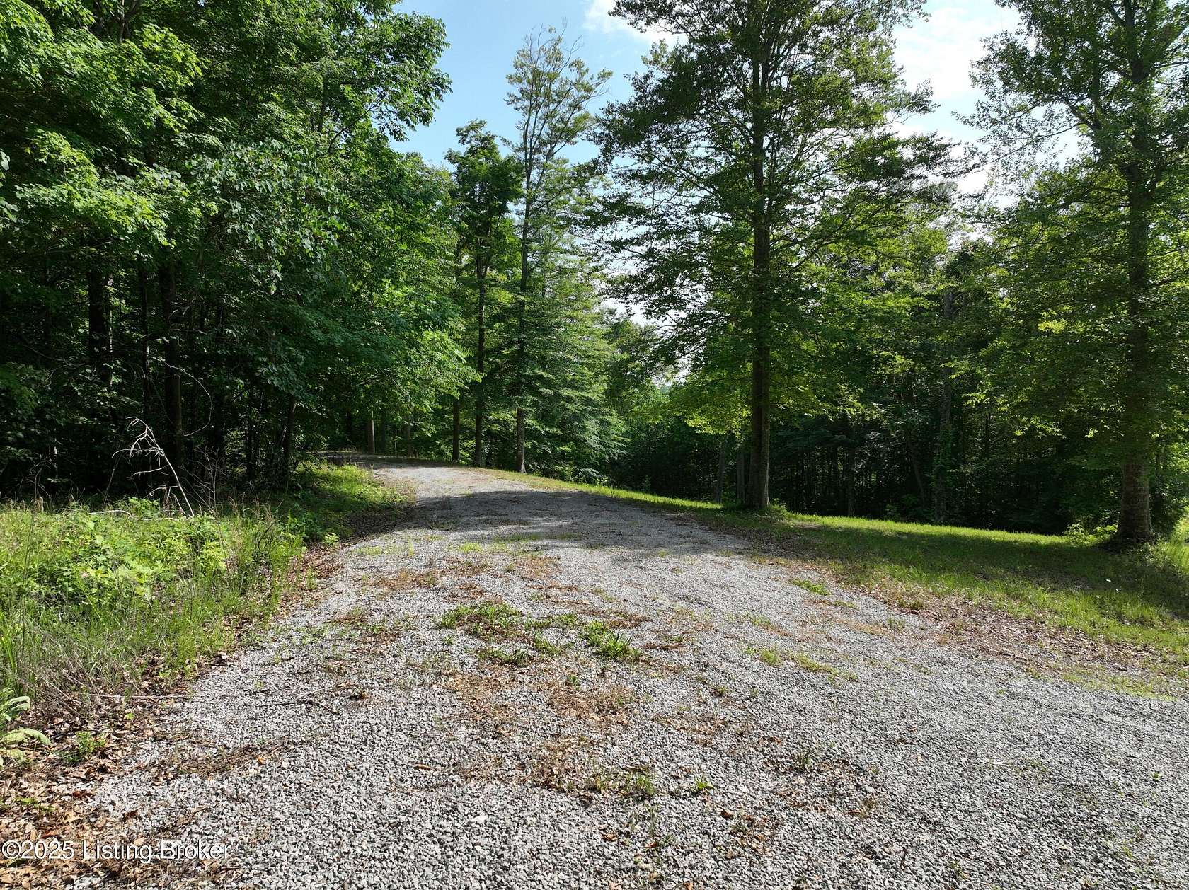 2.62 Acres of Residential Land for Sale in Burkesville, Kentucky