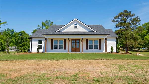 2.5 Acres of Land with Home for Sale in Appling, Georgia