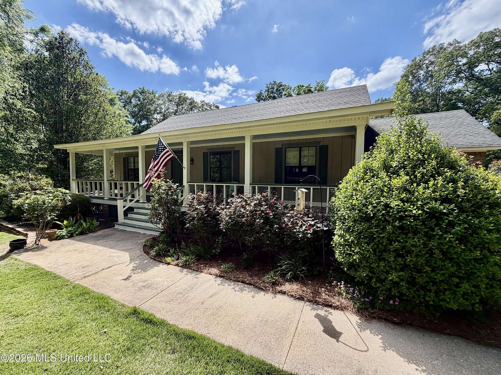 9 Acres of Land with Home for Sale in Raymond, Mississippi