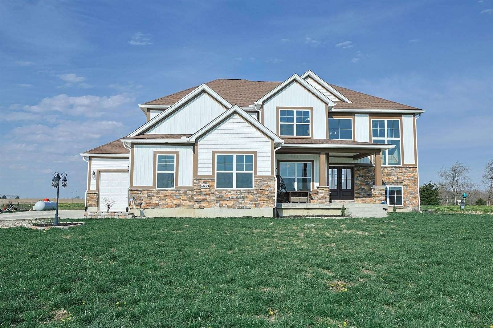 19.2 Acres of Land with Home for Sale in Springfield, Ohio