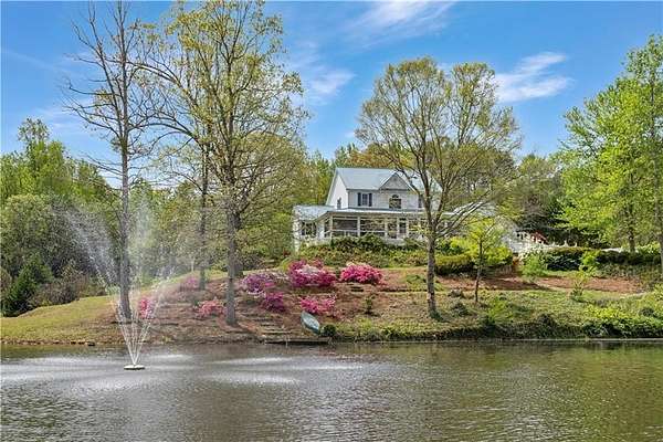 4 Acres of Land with Home for Sale in Waleska, Georgia