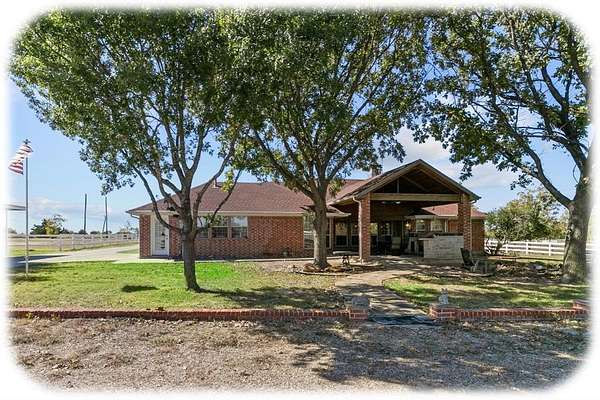 10 Acres of Improved Land for Sale in Nevada, Texas