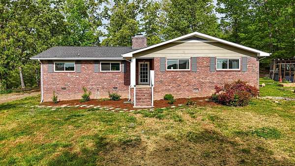 6 Acres of Land with Home for Sale in Chickamauga, Georgia