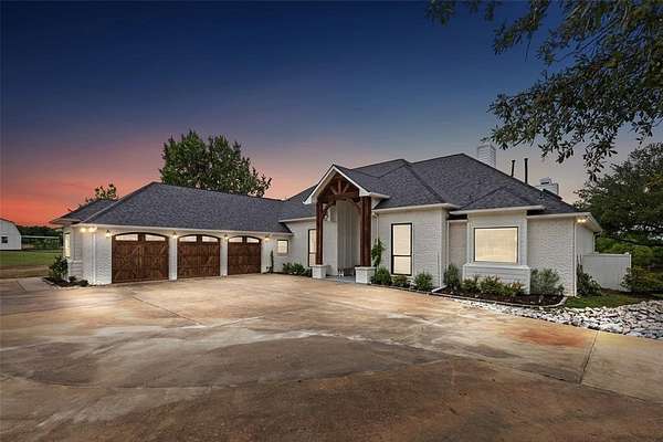 6.86 Acres of Land with Home for Sale in McKinney, Texas