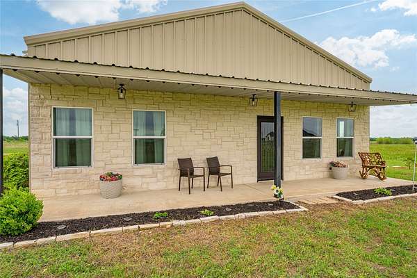 14 Acres of Land with Home for Sale in Celeste, Texas