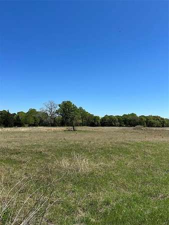 3 Acres of Residential Land for Sale in Bowie, Texas
