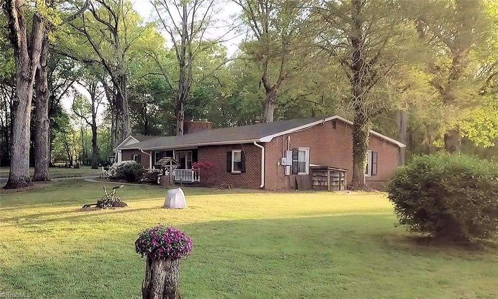 25.1 Acres of Recreational Land with Home for Sale in King, North Carolina