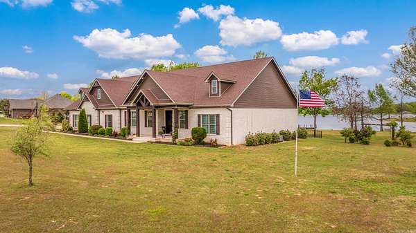 2 Acres of Land with Home for Sale in Greenbrier, Arkansas