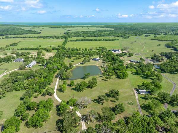 408 Acres of Recreational Land with Home for Sale in Edgewood, Texas